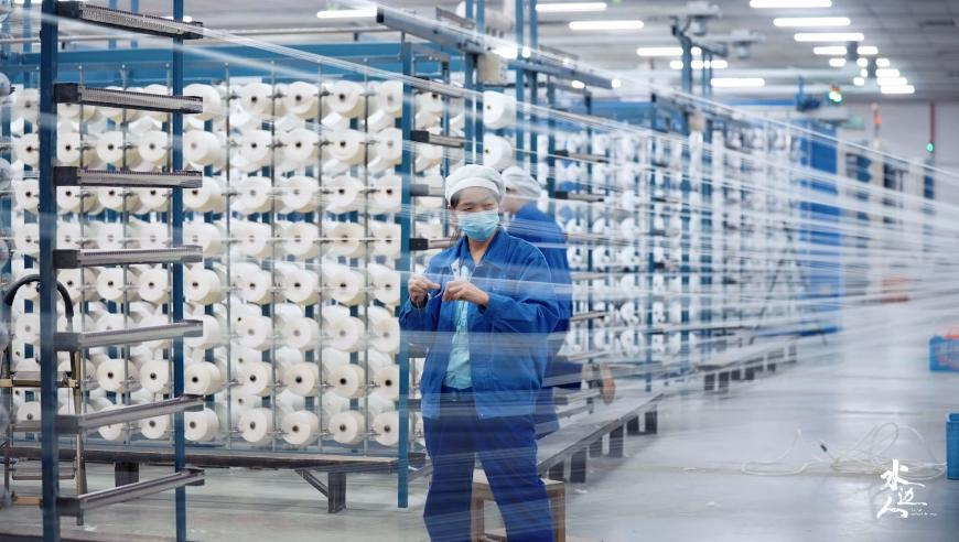 岁半宝宝打疫苗双手插兜表情淡定,一点红王中王免费资料,收益成语分析落实_界面版V14.1
